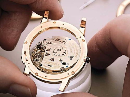 萧邦腕表专业维修指南 表镜更换与全球服务中心